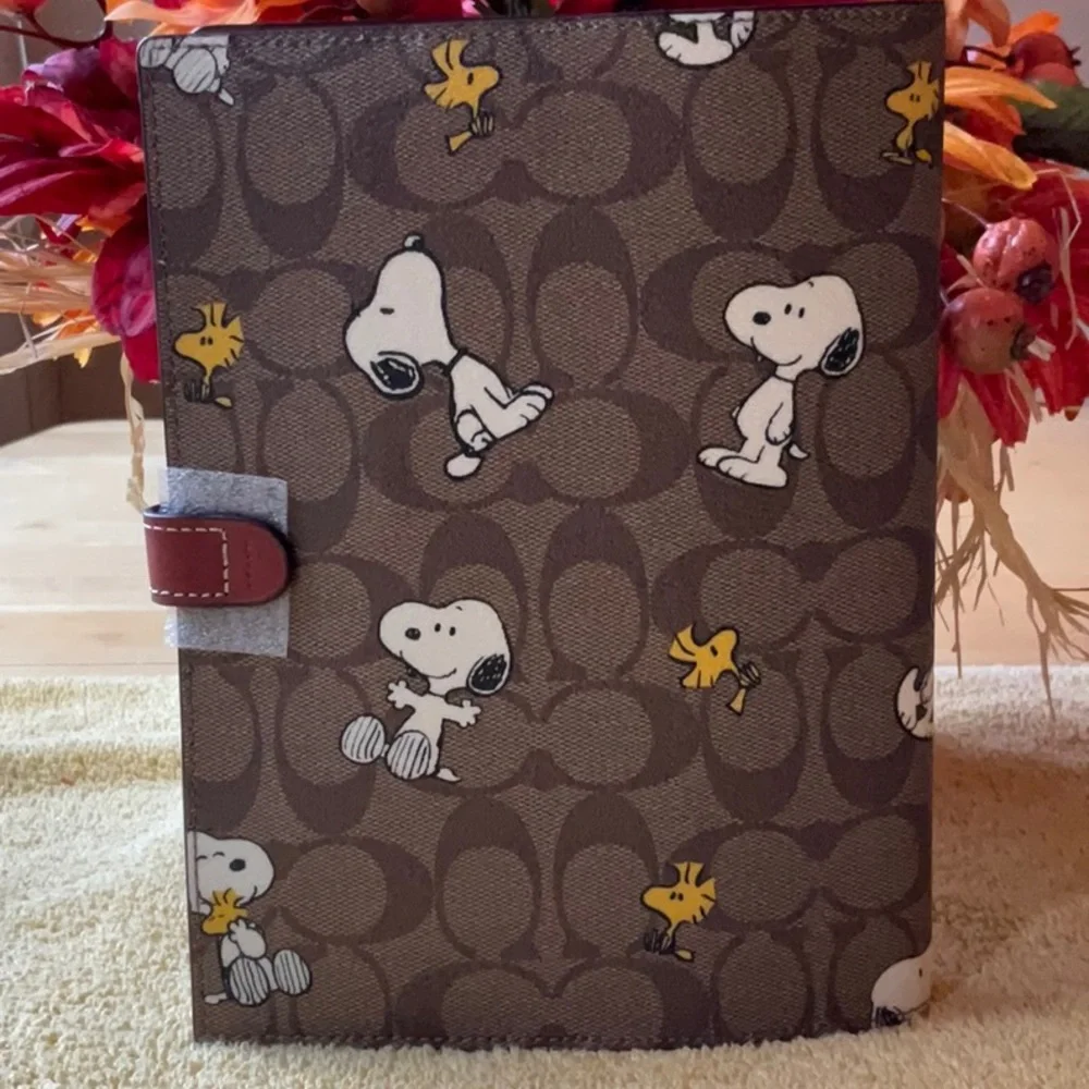 🐶 COACH X PEANUTS NOTEBOOK 🐶 NWT 🐶